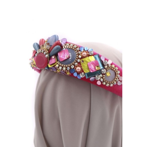 Diadema de pedrería rosa fucsia