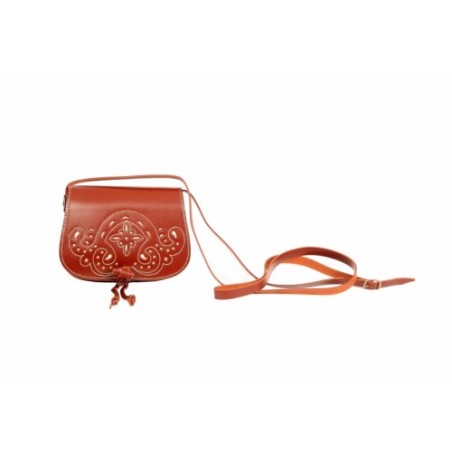 Bolso-bandolera para el Rocío en piel color Marrón con fondo Blanco