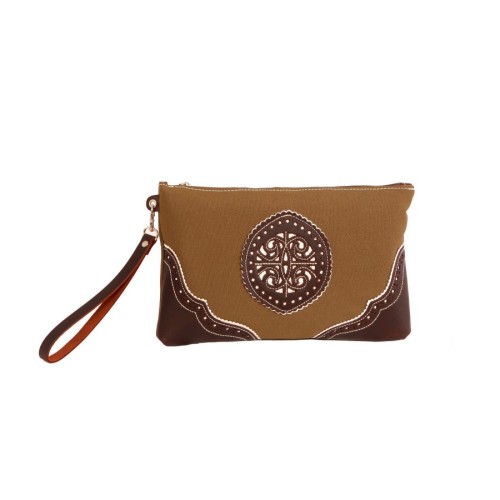 Bolso de mano rociero en piel color Albero Ocre