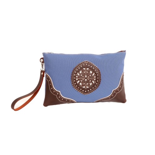 Bolso de mano rociero en piel color Azul Ducado