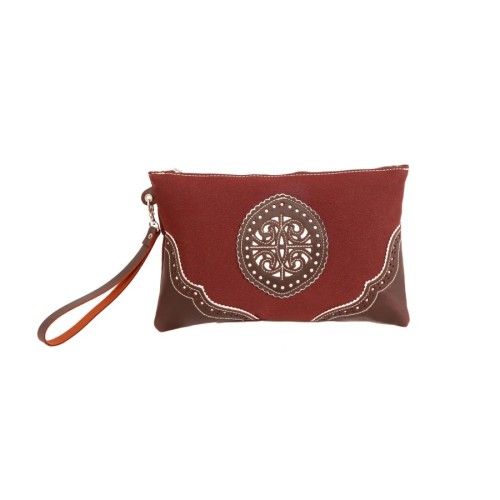 Bolso de mano rociero en piel color Marrón