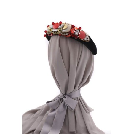 Diadema de pedrería negra y roja