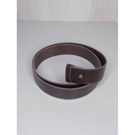 Cinturón rociero de Piel Color Engrasado pespuntado en Blanco