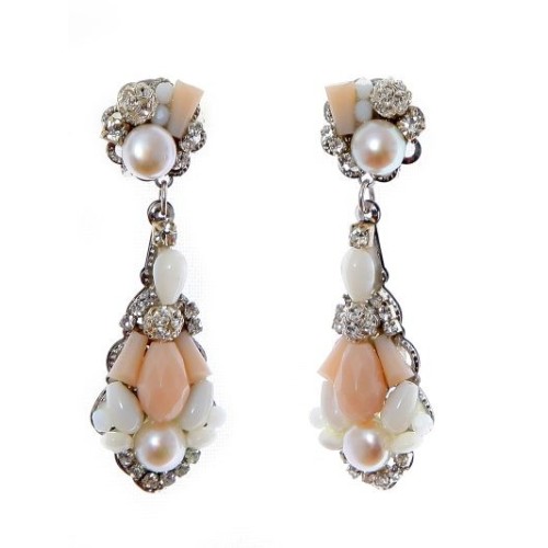 Pendientes de novia de lágrima con perlas naturales, cristal Swarovski y cristal en rosa nude