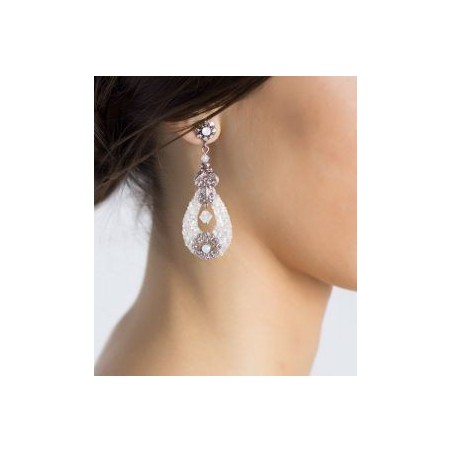 Pendientes de novia con forma de lágrima